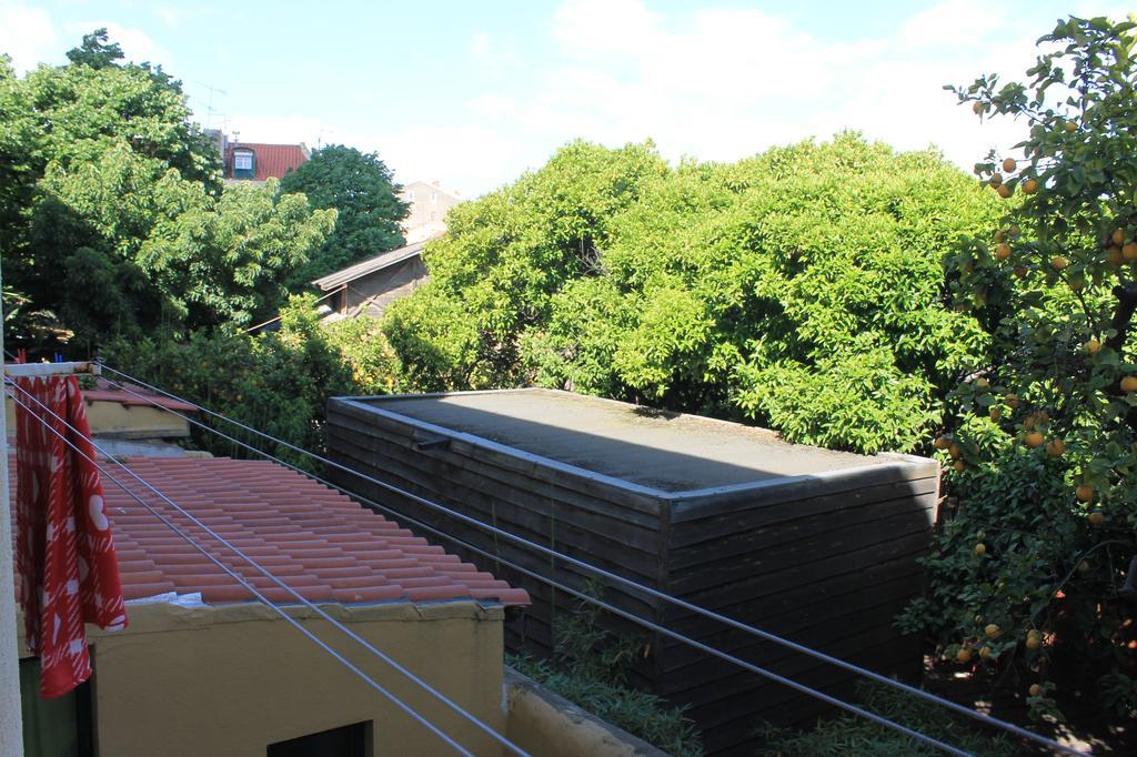April Bridge House Lissabon