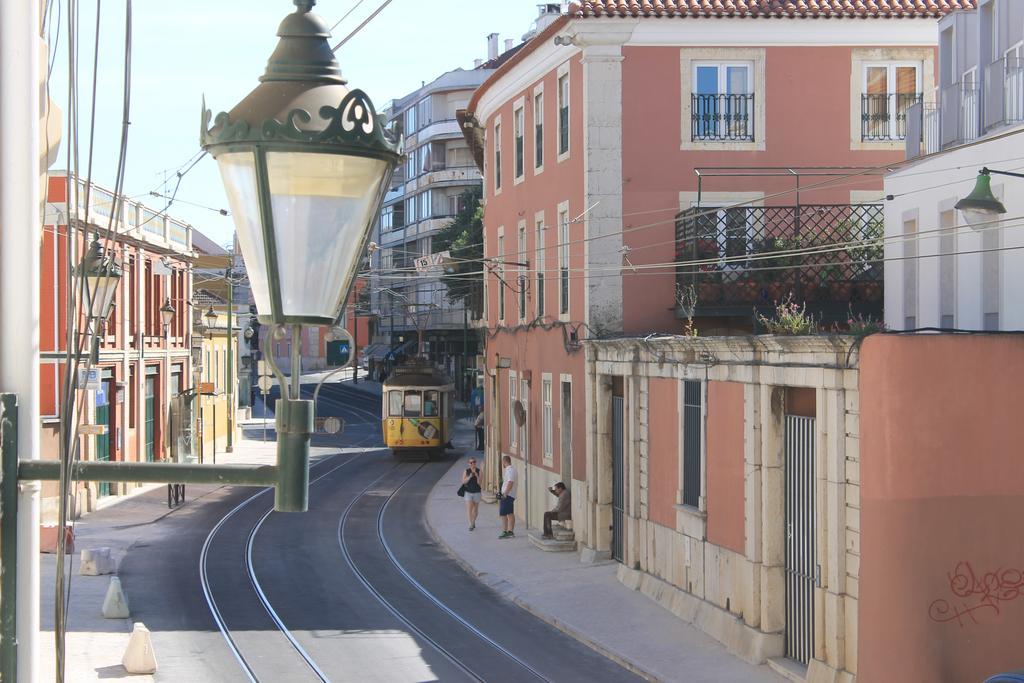 April Bridge House * Lissabon